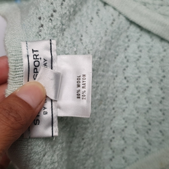 St John Blended Wool Knitted Crewneck Cardigan - Picture 5 of 9